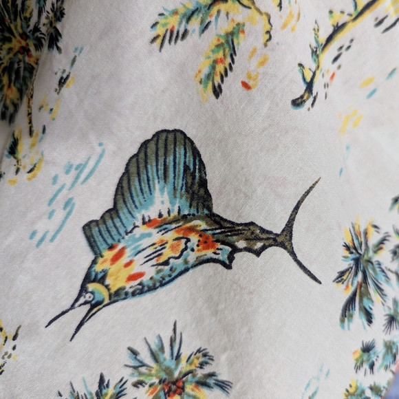 J.Crew Men's Slim Fit Button-Up Shirt Large 100% Cotton Hawaiian Tropical Print - Picture 13 of 15